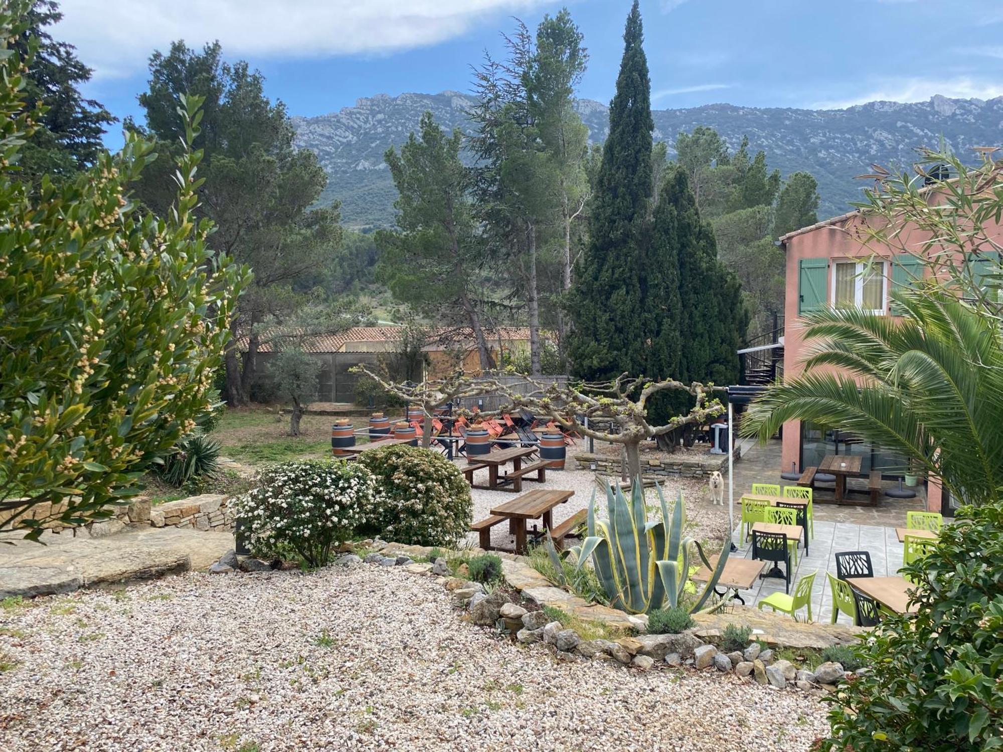 קוקוניו Auberge La Table Du Cure מראה חיצוני תמונה